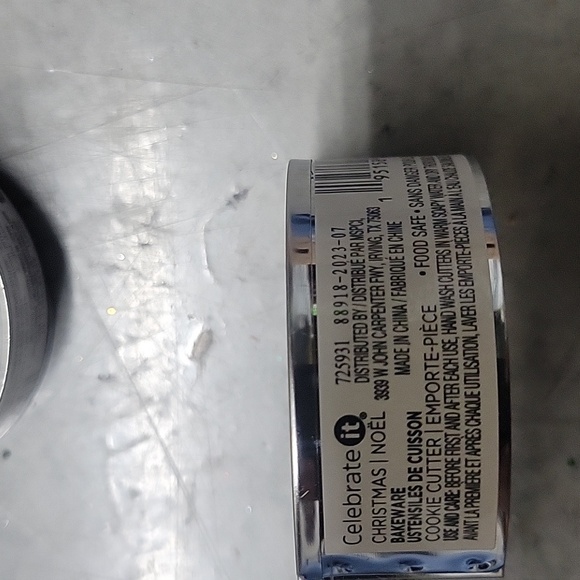 Cookie Stamper and cutters bundle - Picture 6 of 10